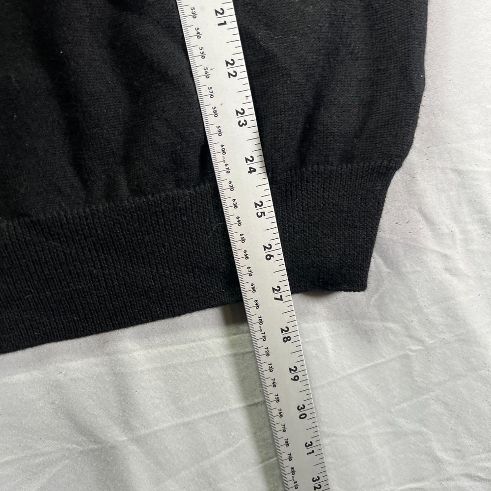 Vintage Australia Sweater Mens Medium Wool Black Knit V Neck Logo Crest Rugby - Picture 8 of 8